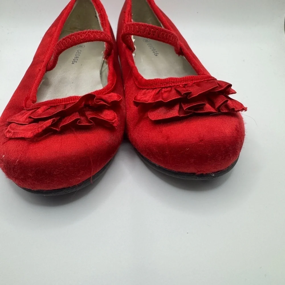 George Toddler Size 10 Red Dress Shoes Flats with Ruffled Design